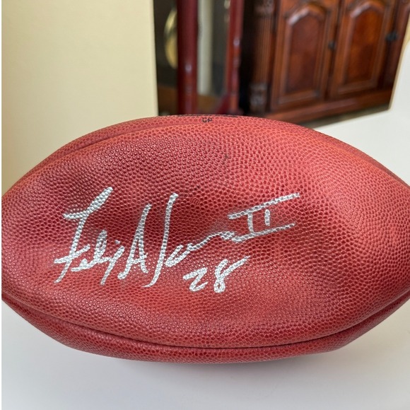 Felix Jones Authographed‎ Dallas Cowboys 28 NFL football